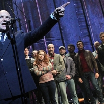 Стинг выступил на бродвейской сцене