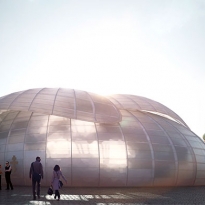 Временный павильон толерантности на Красной площади