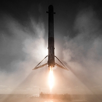 Фото дня: SpaceX показала посадку ракеты Falcon 9