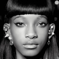 Уиллоу Смит записала кавер на песню King Krule — Easy Easy