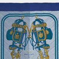 Индиго: новая коллекция платков Hermès