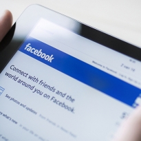 Пользователи Facebook будут сами составлять свою ленту