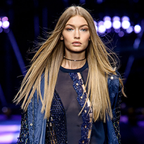 Versace, осень-зима 2017 — обзор Buro 24/7