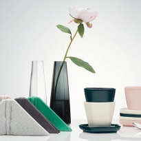Issey Miyake выпустил коллекцию предметов для дома вместе с Iittala