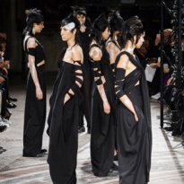 Парижская неделя моды: Yohji Yamamoto, весна-лето 2017