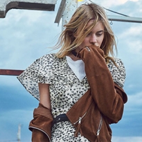 Камилль Роу в первом эпизоде мини-сериала Mango Journeys