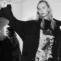 Илона Столье, Мария Кравцова и другие гости презентации скульптуры «Архитектор» в Askeri Gallery