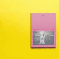 Gucci представляет книгу с фотографом Ари Маркопулосом