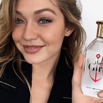 Джиджи Хадид в рекламе нового аромата The Girl by Tommy Hilfiger