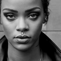 Рианна исполнит главную роль в приквеле триллера \"Психо\" Альфреда Хичкока