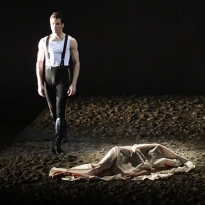 \"Портрет, но не одного человека\": балет \"Герой нашего времени\" в Большом театре