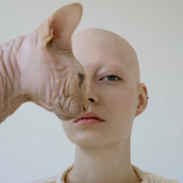 Знакомьтесь, Яна Добролюбова — российская модель с удивительной внешностью, которую отметила Кэти Гранд