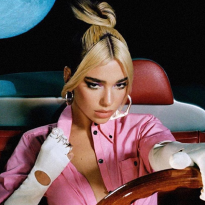 «Future Nostalgia» Дуа Липы: 10 интересных фактов из ее биографии