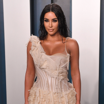 Униформа и винтаж: как меняется мода на красных дорожках «Оскара», «Грэмми» и других премий