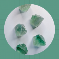 Почему стоит завести у себя дома массажер гуаша (и роллер тоже)