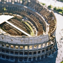 Колизей: из памятника архитектуры в театр