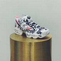 Мужской показ: bumbag, рабочий комбинезон и браслет на века