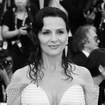 Жюльет Бинош, Катрин Денев и другие на церемонии открытия Венецианского кинофестиваля