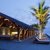 Пляжный бар самого зеленого спа во Вьетнаме