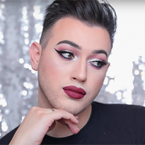 Впервые лицом косметики Maybelline стал мужчина