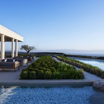 Как стать богатой древнегреческой женой: отель Amanzoe на Пелопоннесе