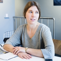 \"Когда ты — Питер Линдберг, что бы ты ни снял, можешь продать\": интервью с Марией Бурасовской