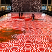 Ковер-калейдоскоп Мигеля Шевалье в Милтон-Кинсе