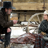 Томми Ли Джонс и Хилари Суэнк в вестерне \"Местный\"