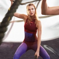 Карли Клосс в весенне-летней кампании adidas by Stella McCartney