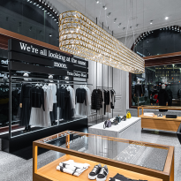 Valentino выпустил эксклюзивную капсульную коллекцию для Москвы