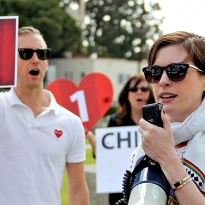 #BringBackOurGirls: знаменитости поддержали похищенных в Нигерии школьниц