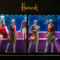 Pradasphere в Harrods: первые кадры выставки