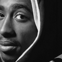 Бродвейский мюзикл по мотивам песен Тупака Шакура