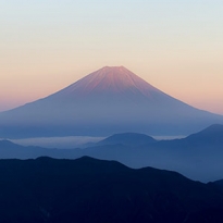 Louis Vuitton представит круизную коллекцию в Японии