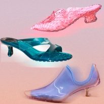 Jelly Sandals — не опять, а снова самая модная и практичная обувь лета 2026. Вот 15 классных пар