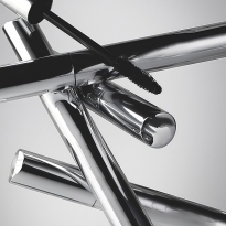 В насыщенном черном и цветные: 10 стойких тушей для ресниц