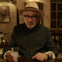 «Люди все больше понимают, насколько все в мире связано». Интервью с палестинским режиссером Элиа Сулейманом