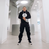 «Хотелось бы поменьше внимания в мою сторону». Imanbek — о грядущих коллаборациях и жизни после «Грэмми»