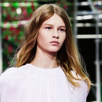 Знакомьтесь: новая муза Рафа Симонса юная модель София Мечетнер