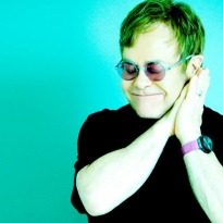 От шуток к делу: Путин попросил Элтона Джона не обижаться на пранкеров