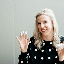 Семь правил по уходу за кожей летом от звездного эксперта Рене Руло