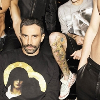 Курс на Америку: Givenchy проведет показ женской коллекции в Нью-Йорке