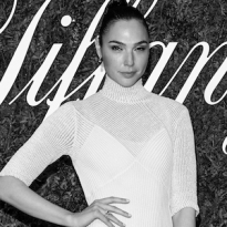 Галь Гадот, Флоренс Пью и другие гости открытия выставки Vision & Virtuosity в Лондоне