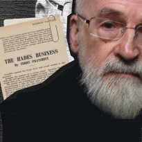 «Отцов и матерей, которые добровольно сажают ребенка у телевизора, я бы отстреливал»: 10 фактов о Терри Пратчетте