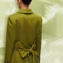 Заряд бодрости: 20 вещей в зеленом цвете — и все от локальных марок