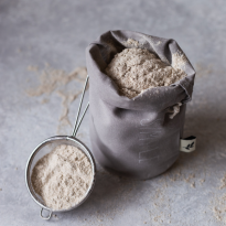 Почему стоит заменить пшеничную муку альтернативной. И какую выбрать