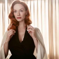 Кристина Хендрикс в новом номере The Edit