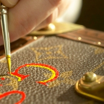 Louis Vuitton открыл в Париже pop-up магазин L'Aventure