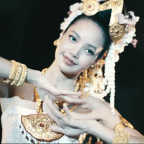 «Белый лотос» и «Аутсорс»: какие сериалы смотреть в феврале