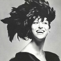 Самая известная балерина и муза Пьера Кардена: Майя Плисецкая в 10 фотографиях